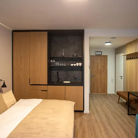 Aurum 호텔 4*