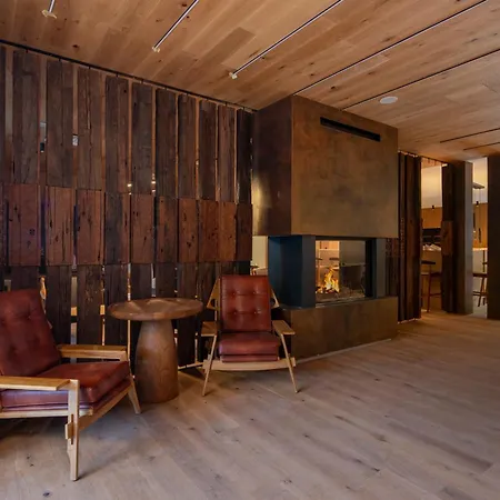 Hotel Aurum 4*