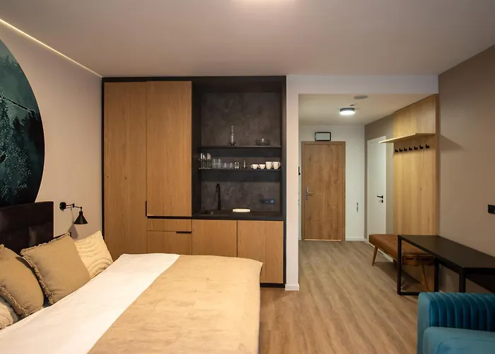 Aurum 호텔 4*