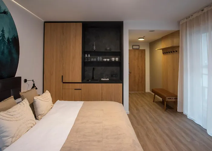 Aurum Hotel 4*